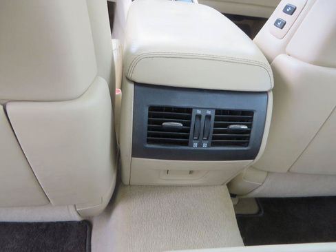 Used 2016 Lexus LS 460 AWD w/ Comfort Package image 28