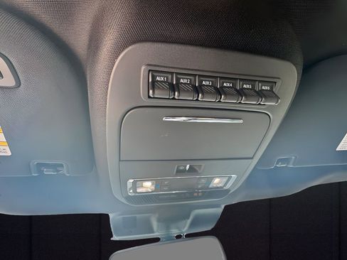 Used 2024 Ford F350 Platinum image 20