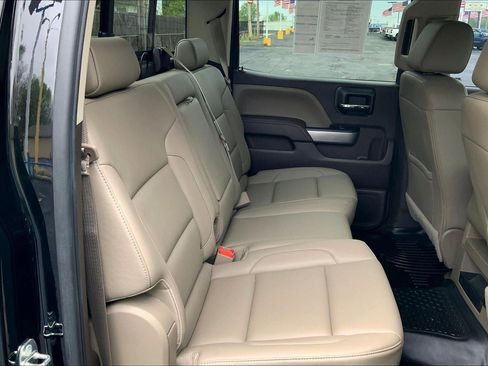 Used 2016 Chevrolet Silverado 1500 LTZ Z71 w/ LTZ Plus Package AWD/4WD image 22