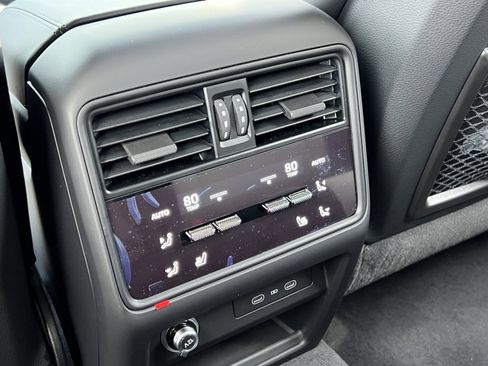 New 2026 Porsche Cayenne Coupe image 16