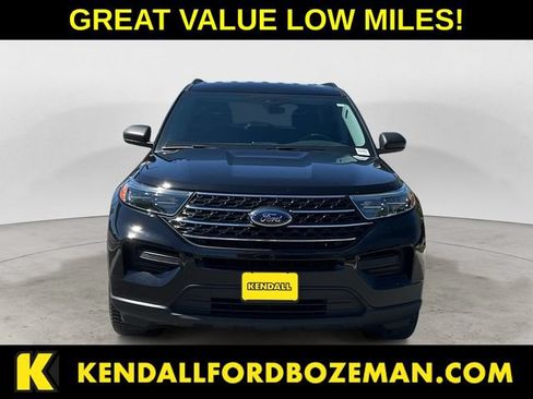 Used 2023 Ford Explorer XLT w/ Class IV Trailer Tow Package AWD/4WD image 8