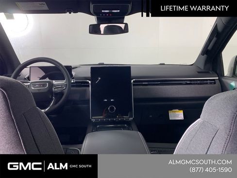 New 2026 GMC Sierra EV Elevation image 25