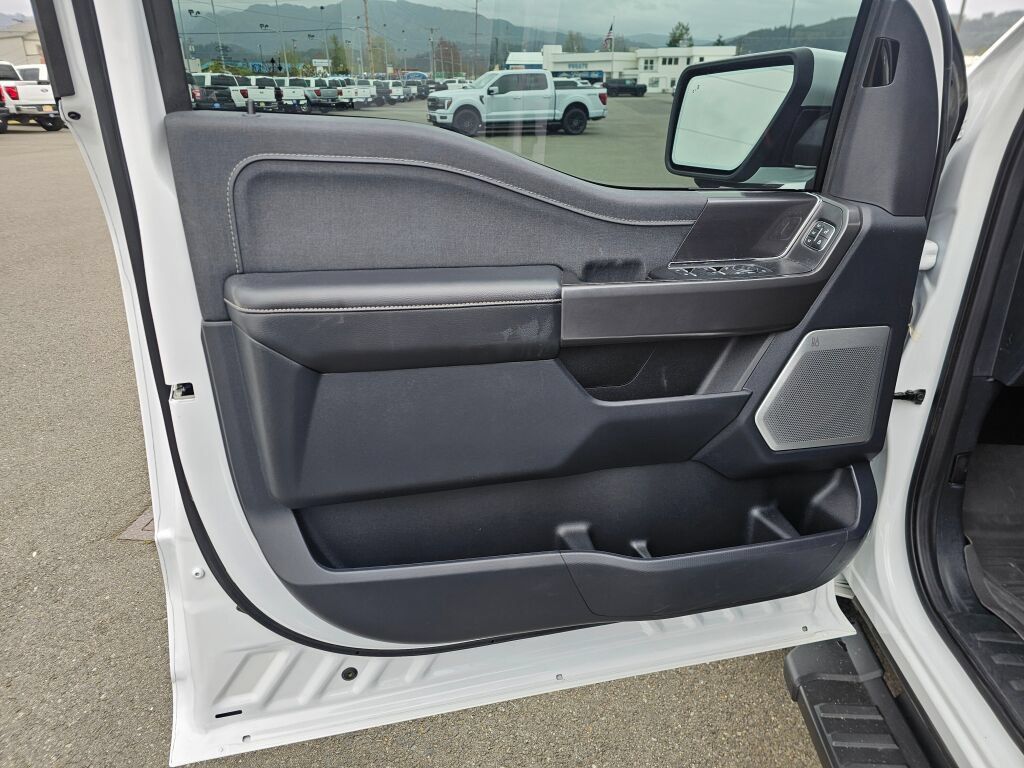 Used 2024 Ford F150 Lariat w/ Equipment Group 502A High AWD/4WD image 16