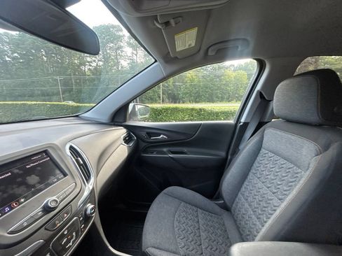 Used 2023 Chevrolet Equinox LT FWD image 22