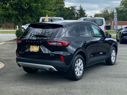 Certified 2025 Ford Escape Active w/ Active Premium Tech Pack AWD/4WD image 4