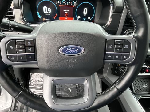 Used 2023 Ford F150 Lariat w/ Equipment Group 502A High image 18