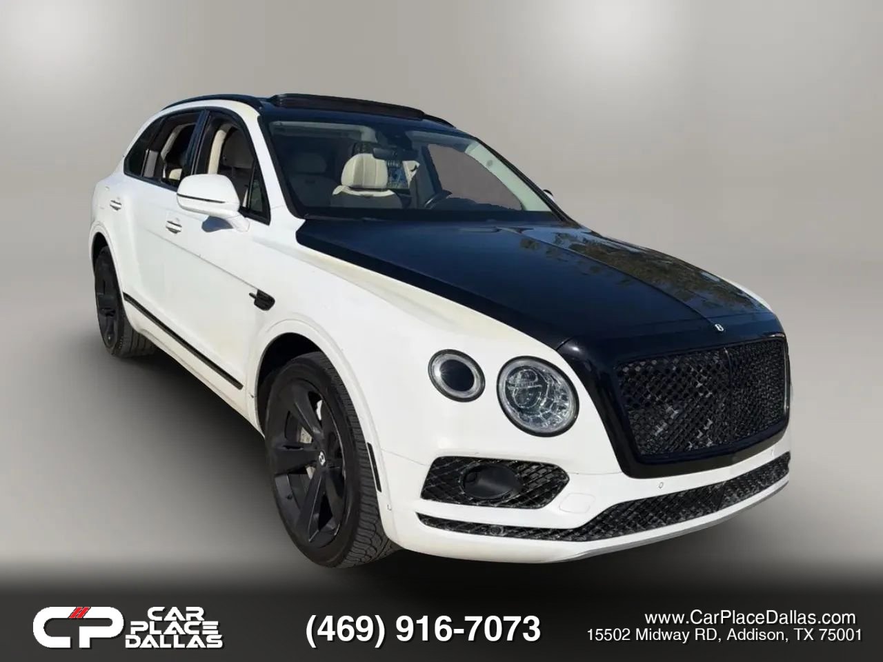 Used 2017 Bentley Bentayga AWD/4WD image 1