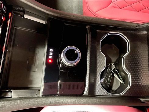 New 2025 Jeep Grand Cherokee Laredo image 29