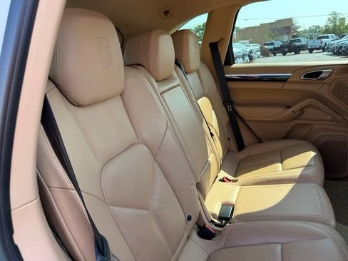 Used 2014 Porsche Cayenne AWD/4WD image 11