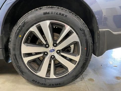 Used 2018 Subaru Outback 2.5i Limited w/ Popular Package #2 image 40