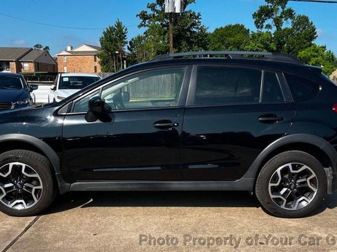 Used 2016 Subaru Crosstrek 2.0i Premium w/ Moonroof Package AWD/4WD image 11