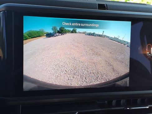 Used 2025 Jeep Wrangler Unlimited Sahara w/ Safety Group AWD/4WD image 11