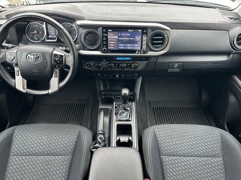 Certified 2023 Toyota Tacoma 4x4 Double Cab image 3