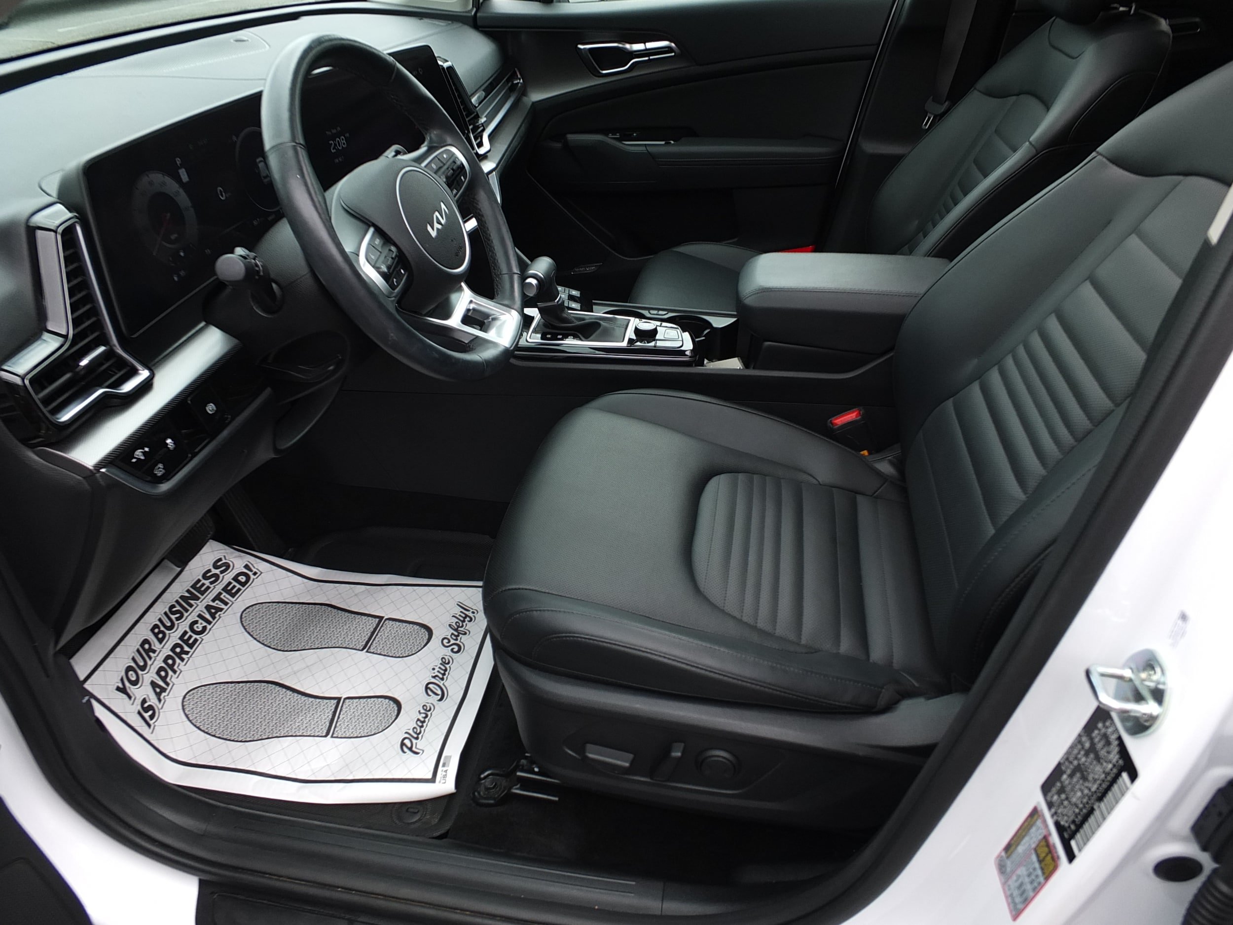 Used 2025 Kia Sportage SX FWD image 12