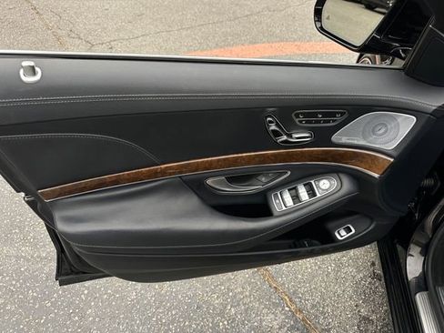 Used 2014 Mercedes-Benz S 550 Sedan w/ Premium 1 Package image 13