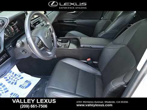 Certified 2025 Lexus ES 350 w/ Premium Package FWD image 14