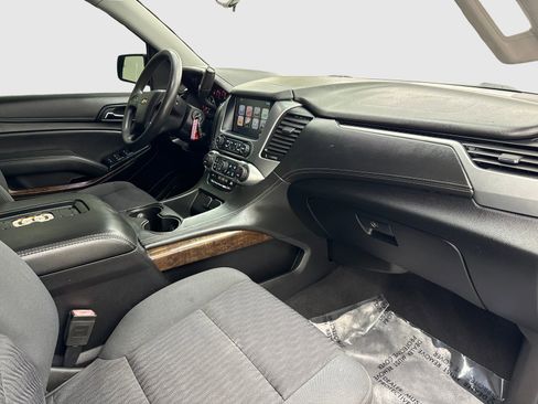Used 2019 Chevrolet Tahoe LS w/ Enhanced Driver Alert Package RWD image 39
