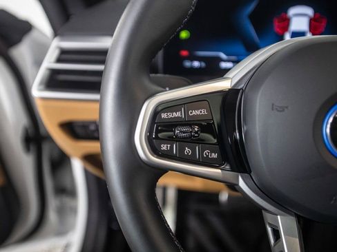 Used 2025 BMW i4 M50 w/ Parking Assistance Package image 34