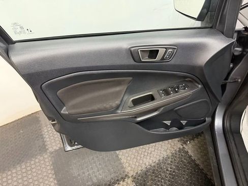 Used 2020 Ford EcoSport SE w/ SE Convenience Package image 17