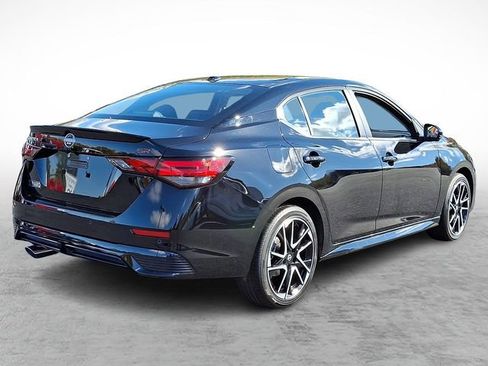 New 2025 Nissan Sentra SR w/ SR Premium Package image 4