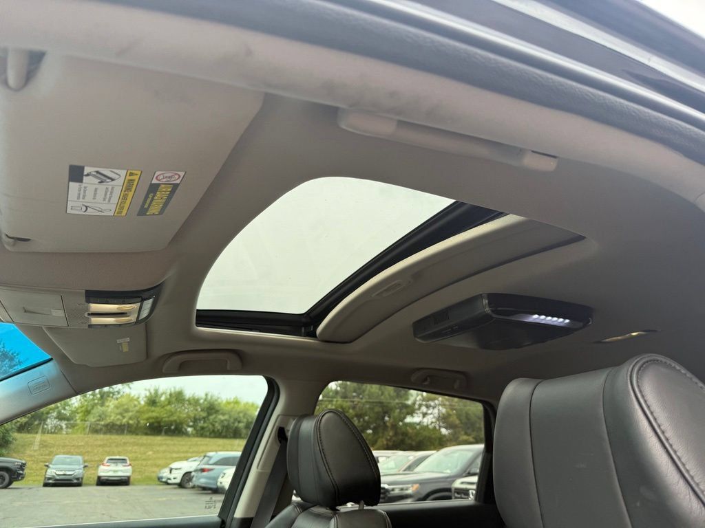 Used 2012 Acura MDX AWD/4WD image 8
