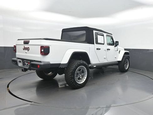 Used 2020 Jeep Gladiator Overland AWD/4WD image 33