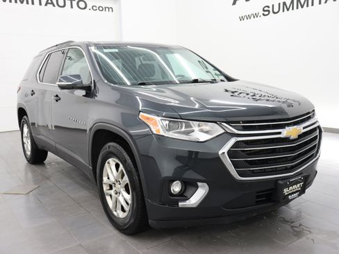 Used 2019 Chevrolet Traverse LT w/ LPO, Floor Liner Package image 2