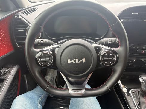 Used 2023 Kia Soul GT-Line w/ GT-Line Technology Package FWD image 15