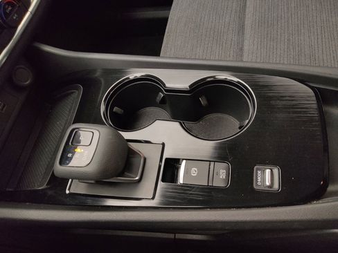 Used 2023 Nissan Rogue SV image 26