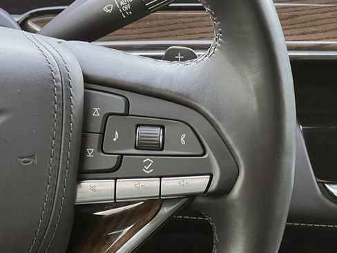 Certified 2023 Cadillac Escalade ESV Sport Platinum image 16