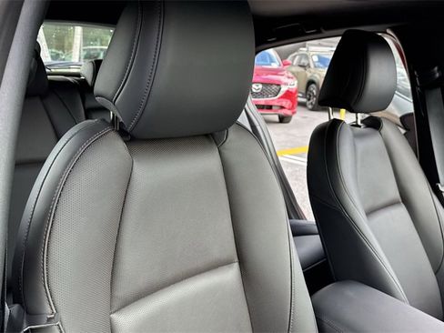 New 2026 MAZDA MAZDA3 Hatchback w/Premium Plus Pkg image 46