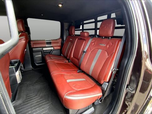 Used 2019 Ford F250 Platinum w/ Snow Plow Prep Package AWD/4WD image 21
