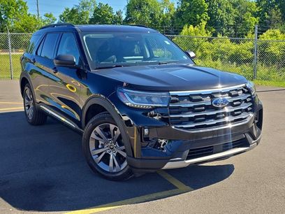 Certified 2025 Ford Explorer Active w/ Active Comfort Package