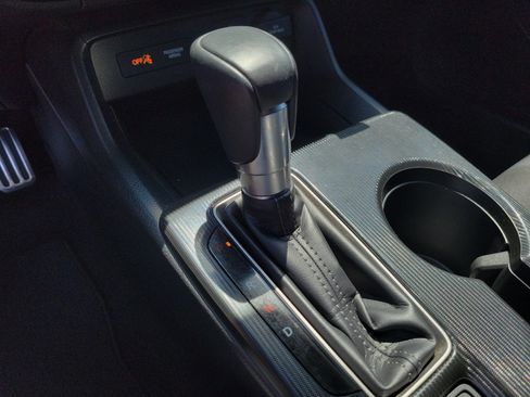 Used 2024 Honda Civic Sport image 9