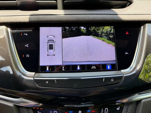Used 2022 Cadillac XT6 Premium Luxury w/ Platinum Package AWD/4WD image 30