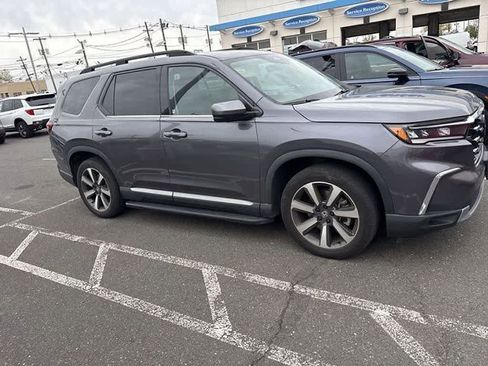 Used 2023 Honda Pilot Elite image 36