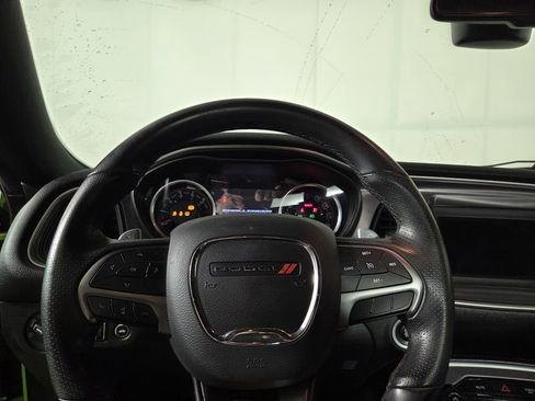 Certified 2019 Dodge Challenger R/T image 15