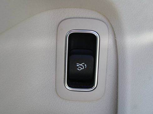 Certified 2021 Mercedes-Benz CLA 250 image 21