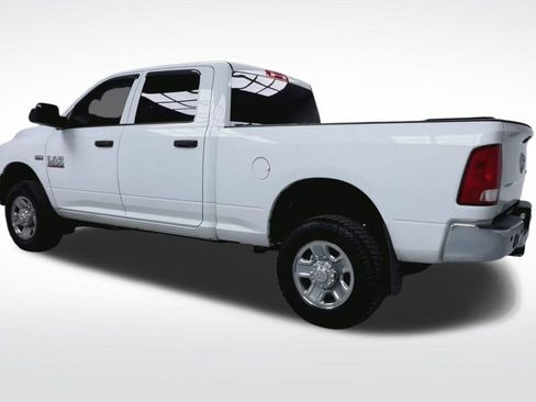 Used 2018 RAM 2500 Tradesman w/ Chrome Appearance Group AWD/4WD image 6