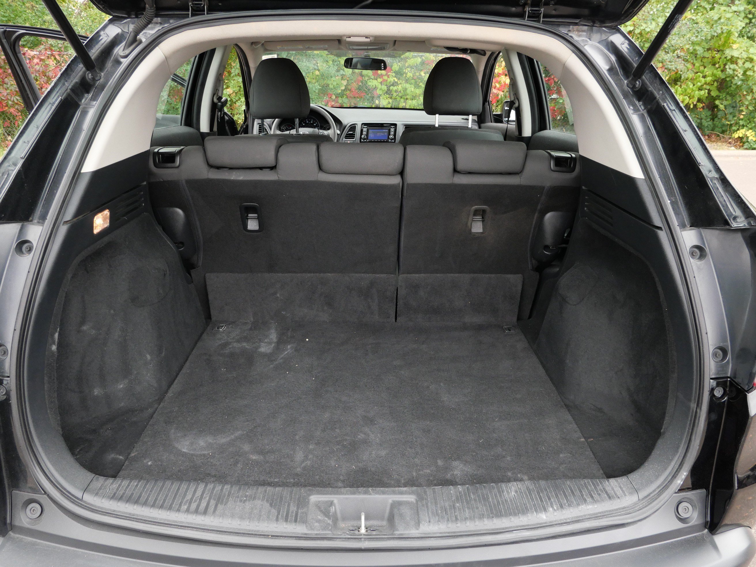Certified 2019 Honda HR-V LX image 18