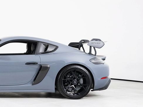 Used 2025 Porsche 718 Cayman GT4 RS RWD image 13