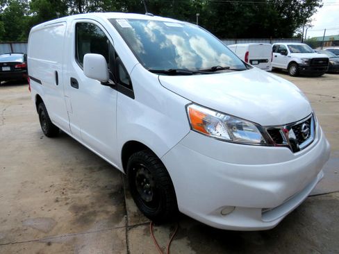 Used 2019 Nissan NV200 SV w/ Navigation Package image 3