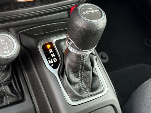 New 2026 Jeep Gladiator Sport AWD/4WD image 25