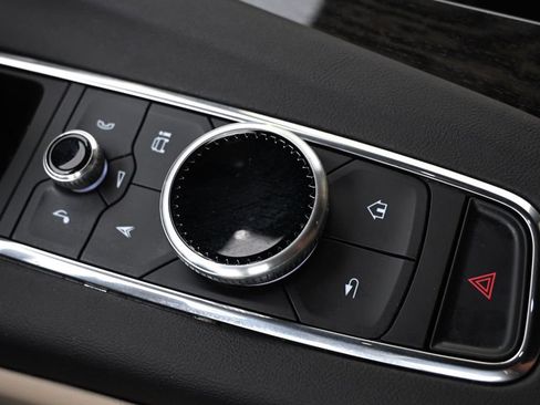Used 2024 Cadillac Escalade Premium Luxury w/ LPO, Floor Liner Package AWD/4WD image 34