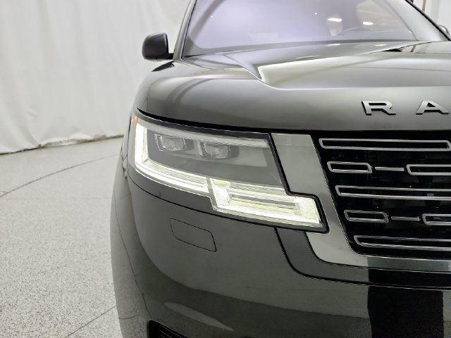 Certified 2023 Land Rover Range Rover SE AWD/4WD image 32