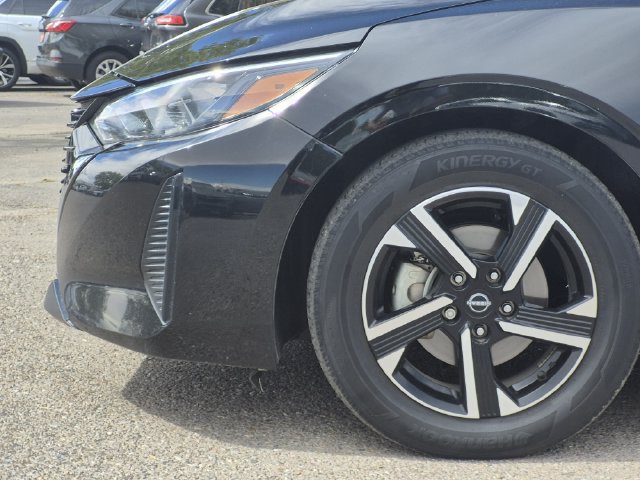 Used 2024 Nissan Sentra SV FWD image 6