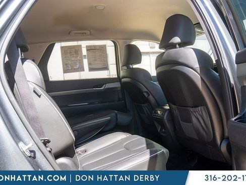 Used 2024 Hyundai Palisade SEL FWD image 19