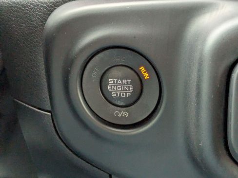 Used 2021 Jeep Wrangler Unlimited Rubicon AWD/4WD image 23