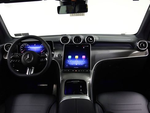 New 2026 Mercedes-Benz GLC 300 4MATIC image 2