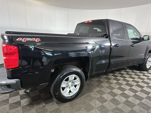Used 2017 Chevrolet Silverado 1500 LT w/ All Star Edition AWD/4WD image 2